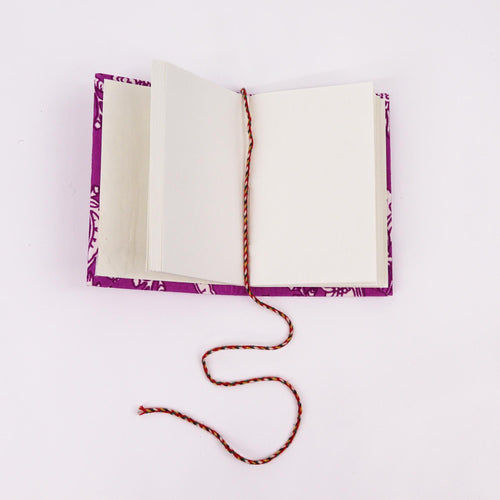 Lot de 4 Carnets Reliés Coton à Motifs Floraux – 7 x 10 cm
