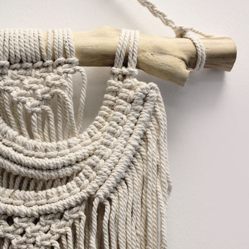 Tenture Murale Macramé – Trois Vagues