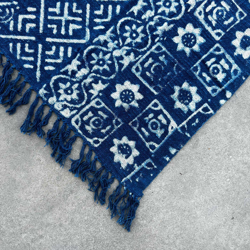 Jeté de Canapé Indigo en Coton à Rayures – 170 x 120 cm
