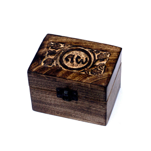 Boîte de Rangement Aromathérapie en Manguier Sculpté – Motif AW (6 flacons)