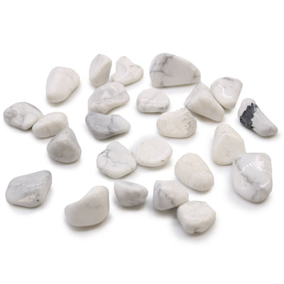 Sachet de 24 petites pierres roulées en Howlite blanche (Magnésite)
