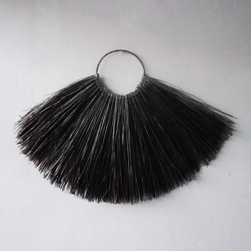 Tenture Murale Éventail en Fibres Naturelles – Noir