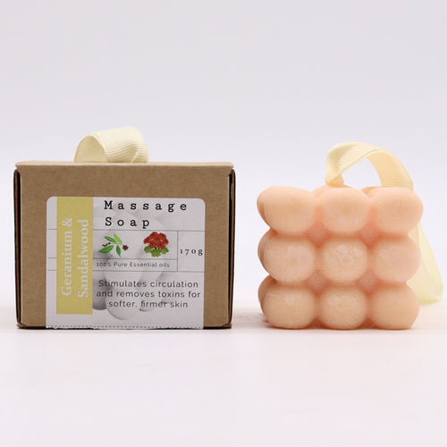 Boîte de Savon de Massage – Géranium & Bois de Santal