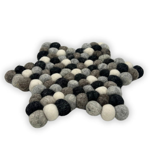 Dessous de Plat Étoile en Perles de Feutre – Gris 27 cm