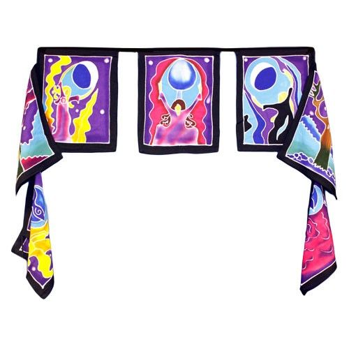 Tenture Murale Batik Bali 7 Fanions – Déesse Lune (32x23cm)