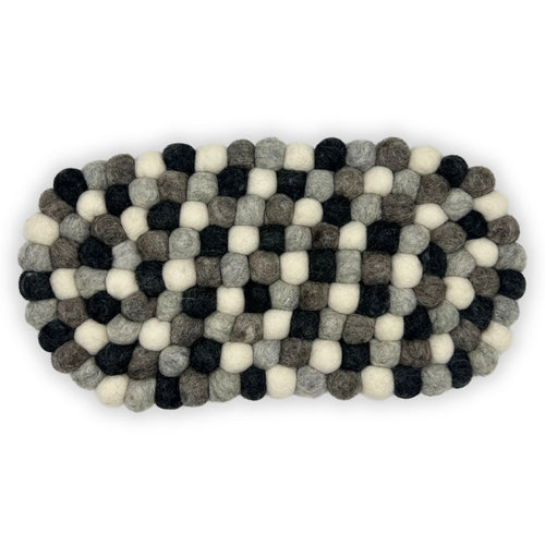 Dessous de Plat Ovale en Perles de Feutre – Gris 38 cm