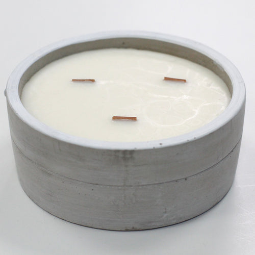 Grande Bougie en Béton à Mèche en Bois – Patchouli & Ambre Noir