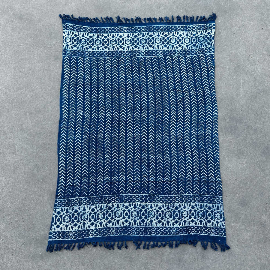 Jeté de Canapé Indigo en Coton Motif Flèches – 170 x 120 cm