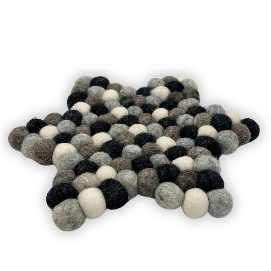 Dessous de Plat Étoile en Perles de Feutre – Gris 27 cm