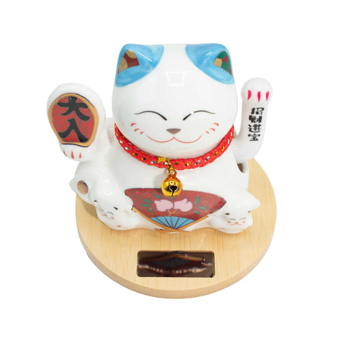 Maneki Neko Solaire Socle Bois – Bras Bleu